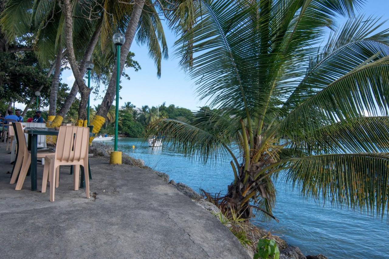 Superbe Studio A La Baie Des Pélicans Le Gosier  Extérieur photo